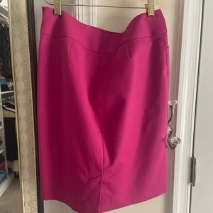 Magenta Halogen pencil skirt in size 4P